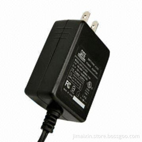 Adapter with 5V/1A Output, US/Japan Plug and PSE/UL/FCC/CE/RoHS Marks